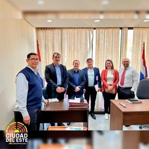 Municipalidad de CDE sigue coordinando trabajo con Catastro Nacional y Registros Inmobiliarios para regularización de fincas