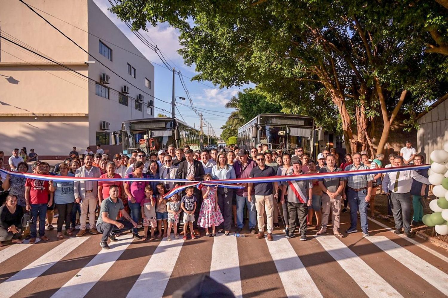 MUNICIPALIDAD DE CIUDAD DEL ESTE INAUGURA NUEVO TRAMO ASFÁLTICO Y AMPLÍA EL ITINERARIO DEL BUS ELÉCTRICO