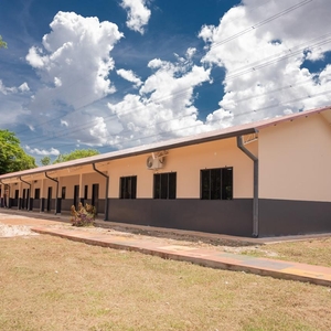 Municipalidad de Ciudad del Este inaugura 56 obras educativas en febrero de 2025